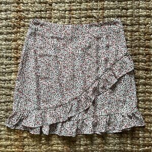 Princess Polly Floral Skirt Size 4